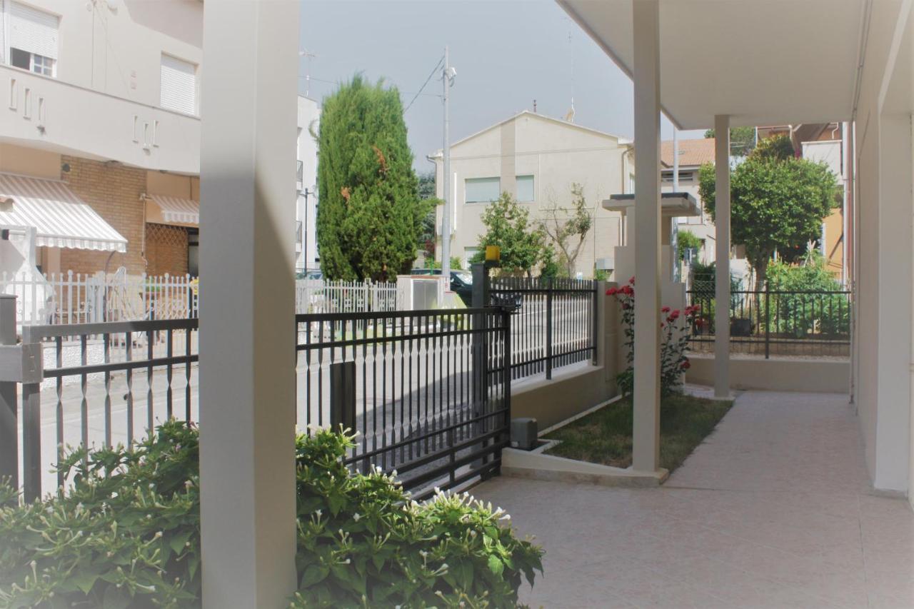 Maruru B&B dell'Arte Civitanova Marche Exterior foto